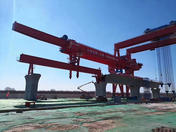 河南许昌双梁式架桥机‌厂家 双梁式架桥机过孔作业流程解析